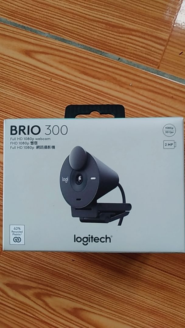 Brio 300 Full HD