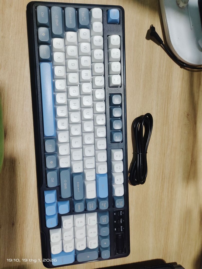 Bàn phím ATAS ZK011 full-size có LED