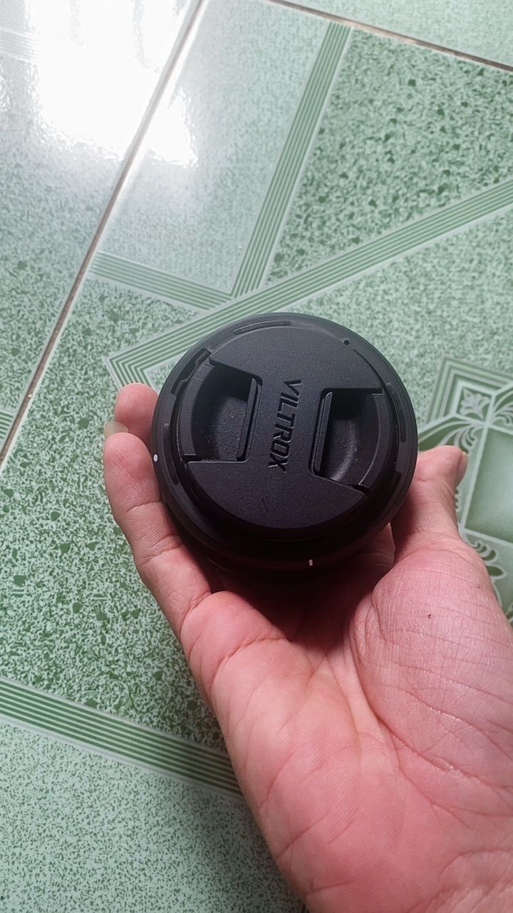 Thiết kế ống kính Viltrox 85mm F2.0 EVO