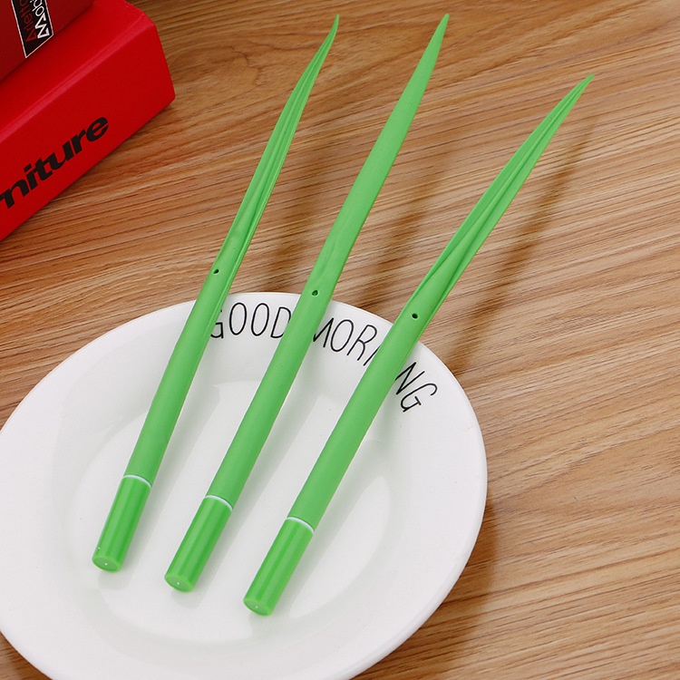 3 Bút Nước Gel Đen Hình Cỏ Xanh