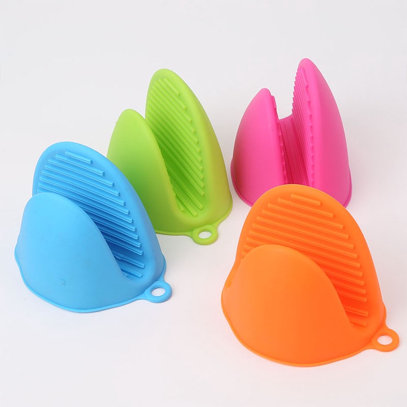 Bao tay Nhấc Nồi Bằng Silicon màu ngẫu nhiên
