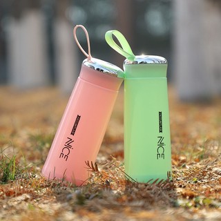 Bình Đựng Nước Lõi Thủy Tinh Bọc Nhựa, Kèm Dây Xách 400ml Thích Hợp Đi Du Lịch, Tập Thể Dục, Để Ô Tô