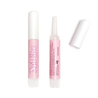 Nail box màu trắng sang chảnh hót trend