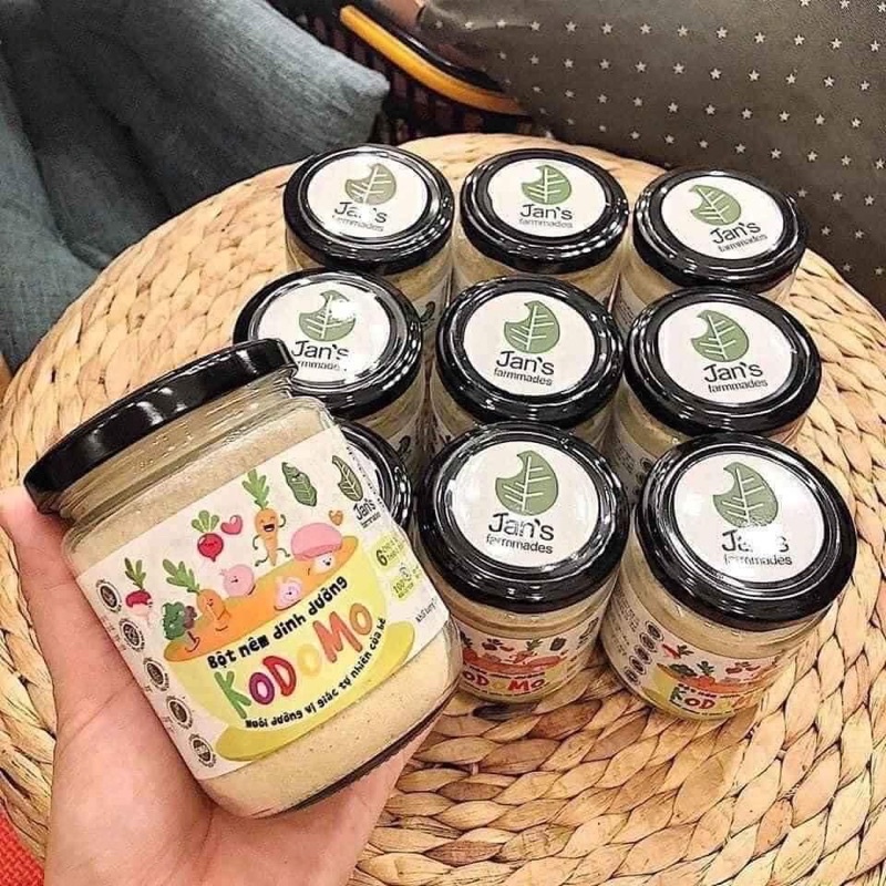 Bột nêm Kodomo rau củ cho bé từ 6 tháng lọ 90g