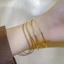 Vòng tay titan không gỉ mạ vàng 18k thiết kế trơn bóng đơn giản thanh lịch dành cho nữ