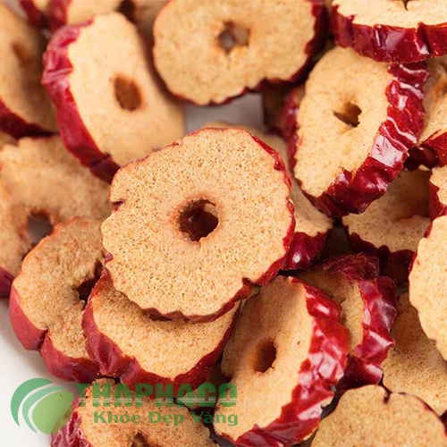 Táo Đỏ Cắt Lát Nguyên Chất Giá Rẻ Tự Nhiên - Thảo Dược THAPHACO - 100GRAM