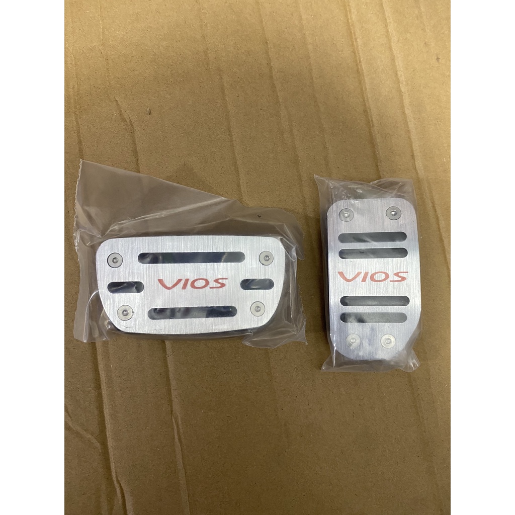 Ốp chân ga, ốp chân phanh xe Toyota Vios 2018-2021,CHẤT LIỆU nhôm cao cấp