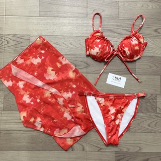 BIKINI 2 MẢNH S3M  KÈM KHĂN HỌA TIẾT ĐỎ LOANG CAO CẤP BIKINIUMI