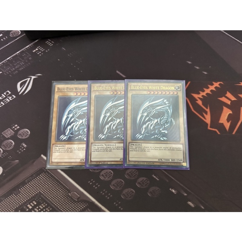 [Min Yugioh] BlueEyes White Dragon (Blue Ripple Background) LCKCEN001 Ultra Rare 1st