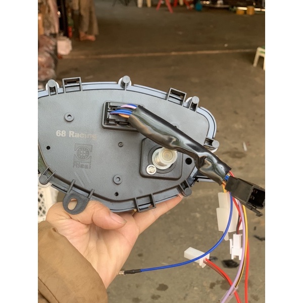 Đồng hồ điện tử uma sirius - ex 135 4 số