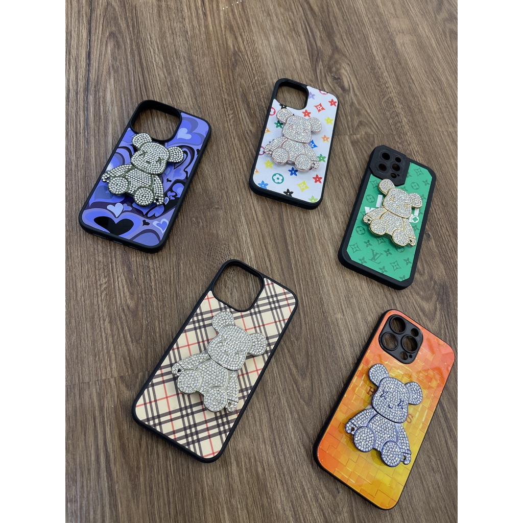 Gấu BearBrick đá lấp lánh, đồ decor, dán vào ốp điện thoại, ipad...