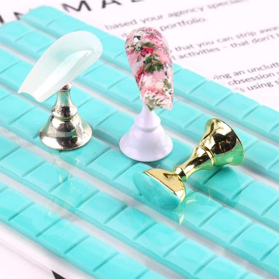 Keo Đa Năng Gắn Móng Giả Size 102 và 90 miếng