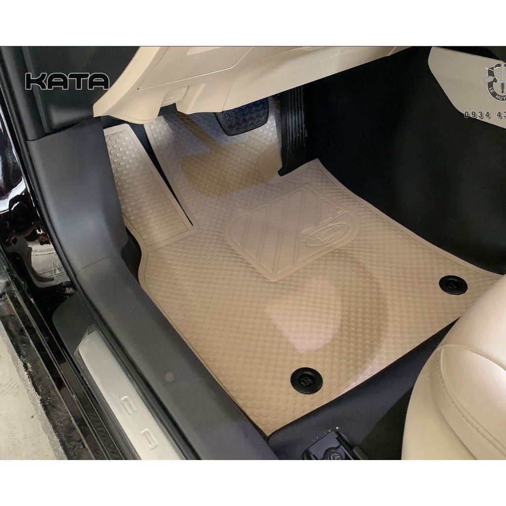 Thảm lót sàn ô tô cho xe Toyota Camry (2019-2024) - PHIÊN BẢN PRO - Không ẩm mốc, Không thấm nước, Không mùi