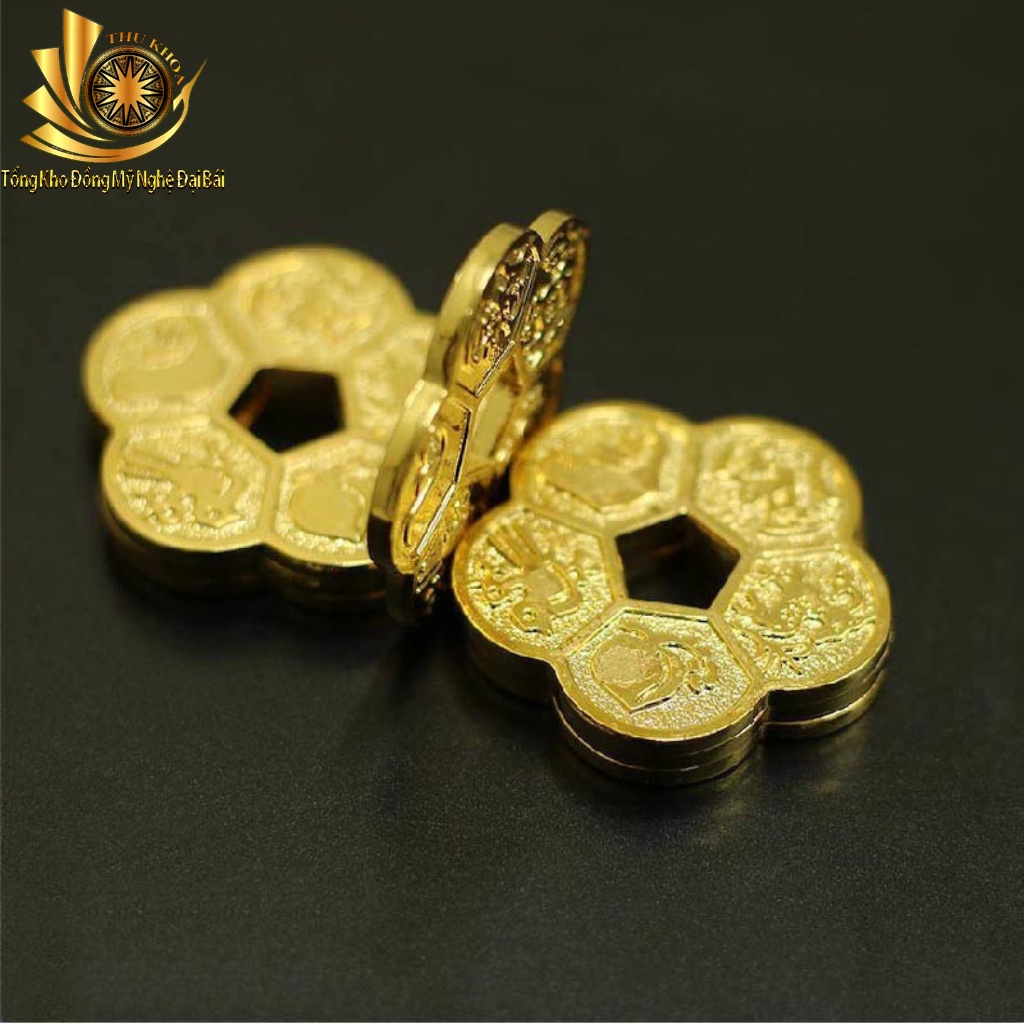 Đồng Xu Hoa Mai Mạ Vàng Phong Thủy Để Ví May Mắn