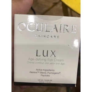 Lux - Oculaire Skincare Lux Kem mắt chống lão hoá Ánh sáng. Sang trọng. Thời gian và sự vô tận. Đây là những lý tưởng đư