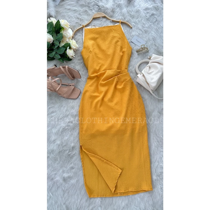 Váy EmeDress vàng- váy thiết kế xếp ly eo che bụng tôn dáng Emera