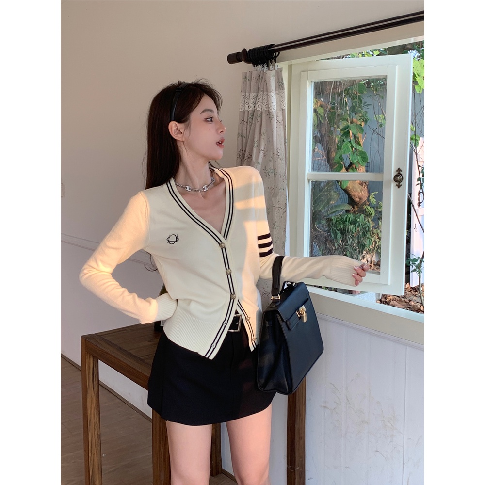 【Hàng giao ngay】Áo len cardigan dài tay dáng rộng phong cách Hàn Quốc giá rẻ dành cho nữ
