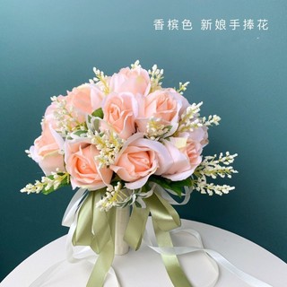 Bó hoa cưới cầm tay cho cô dâu từ hoa sáp thơm, lụa và hoa điểm