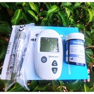 Máy Đo Đường Huyết Tại Nhà Safe Accu tặng que đo và kim thử máu hàng cao câp chính hãng