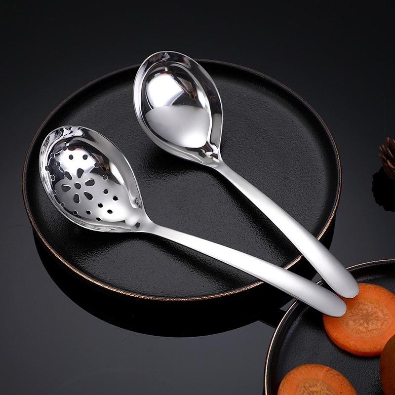 Muôi múc canh inox 18/10 (304)muôi lỗ kích thước 24.5cmx 7.5cm
