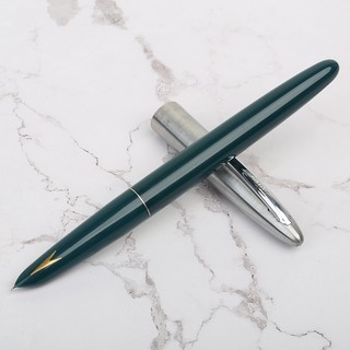 Bút máy luyện viết chữ đẹp Hero 329 tạo nét thanh đậm, bền , chắc, không lem mực vỏ từ thép không rỉ.