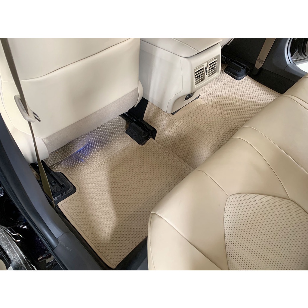 Thảm lót sàn ô tô cho xe Toyota Camry (2019-2024) - PHIÊN BẢN PRO - Không ẩm mốc, Không thấm nước, Không mùi