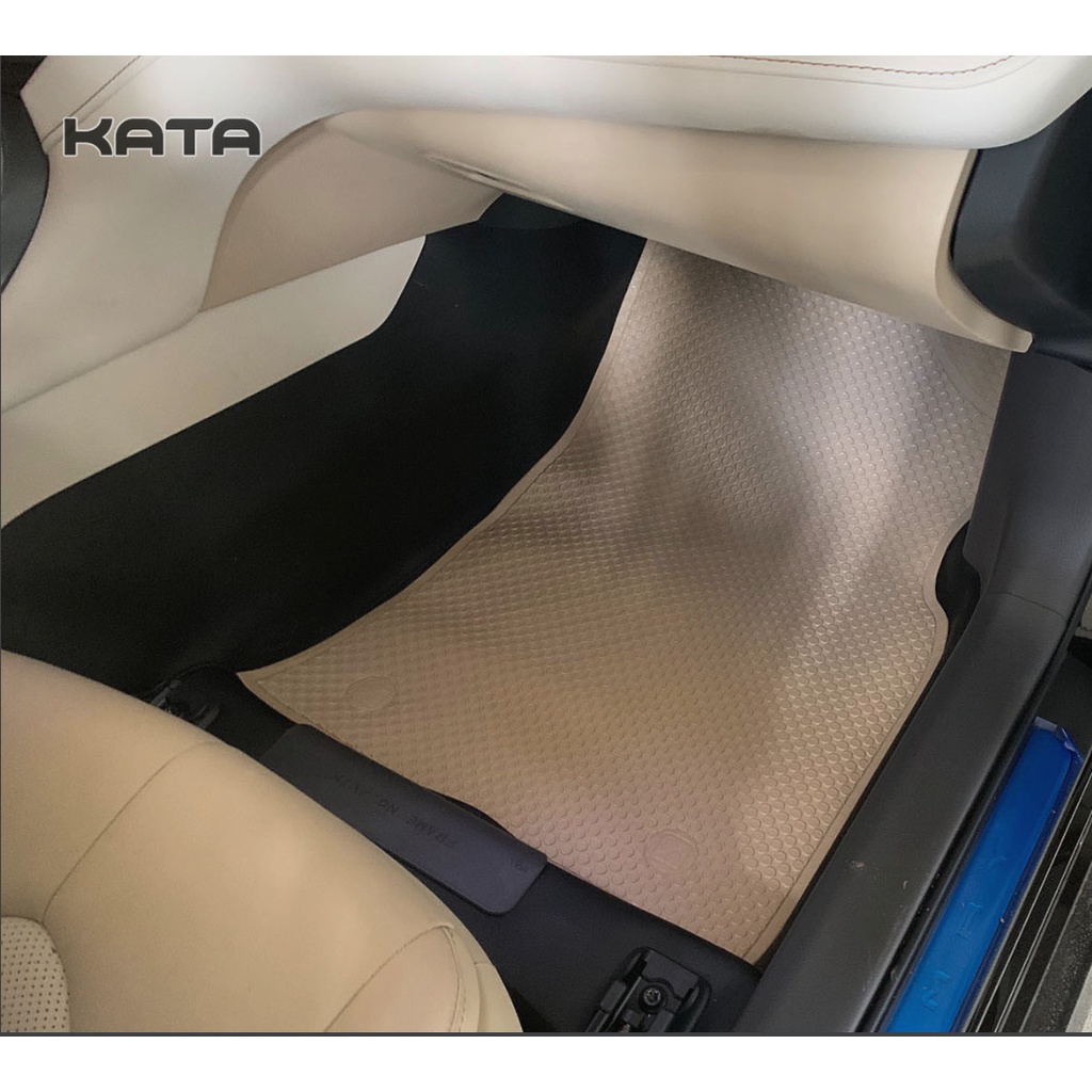 Thảm lót sàn ô tô cho xe Toyota Camry (2019-2024) - PHIÊN BẢN PRO - Không ẩm mốc, Không thấm nước, Không mùi