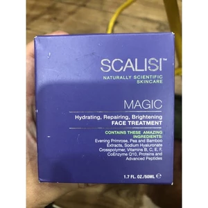 MAGIC Moisturizing Face Treatment - SCALISI™ Skincare Kem sửa chữa phong phú tuyệt vời của chúng tôi đã được chứng minh