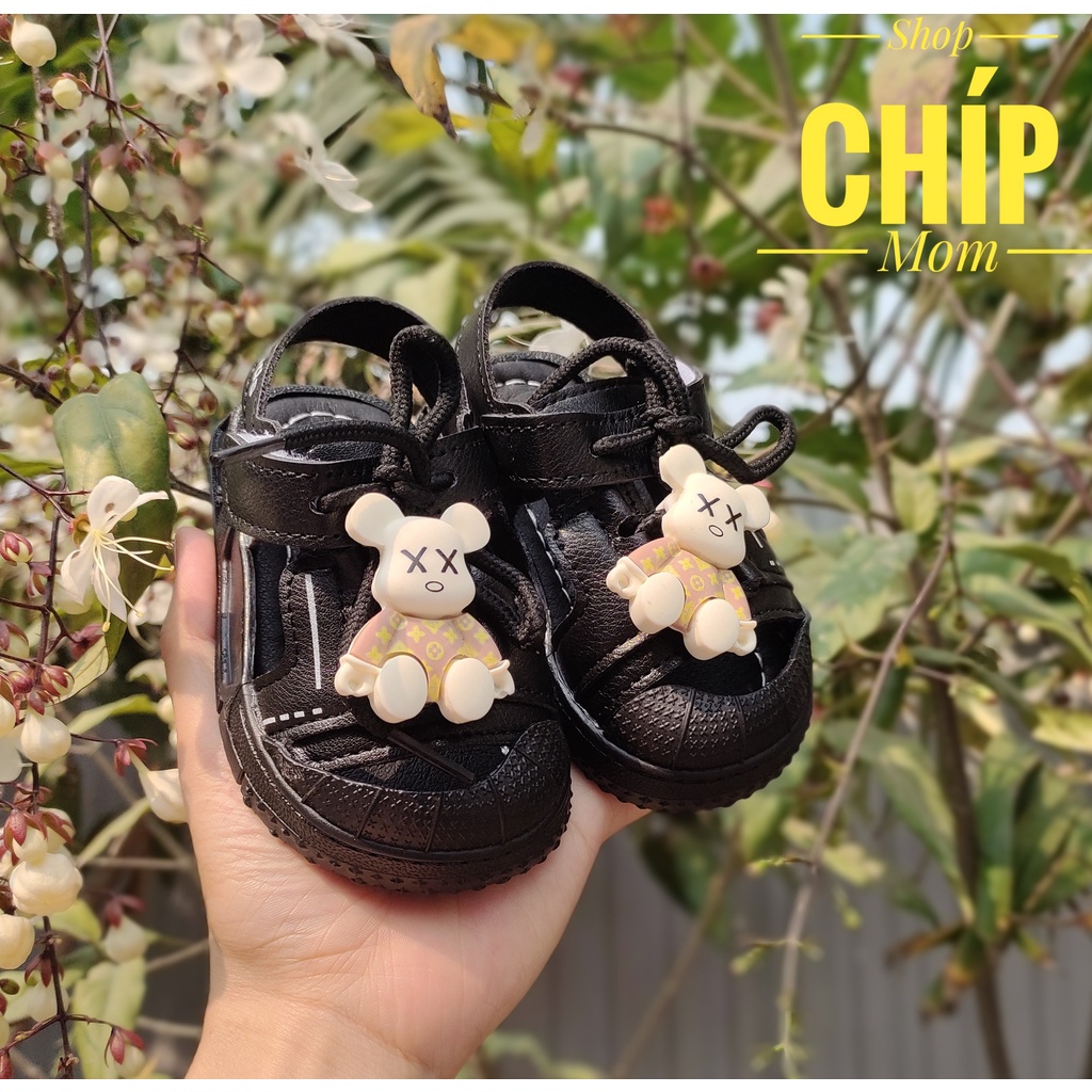 sandal be trai dép quai hậu tập đi cho bé gái có chống vấp bảo về chân dây buộc kiểu dáng thể thao hình gấu 1205