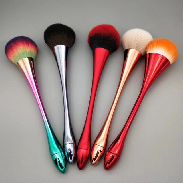 Chổi phủi bụi cán dài, chổi phủi bụi nails