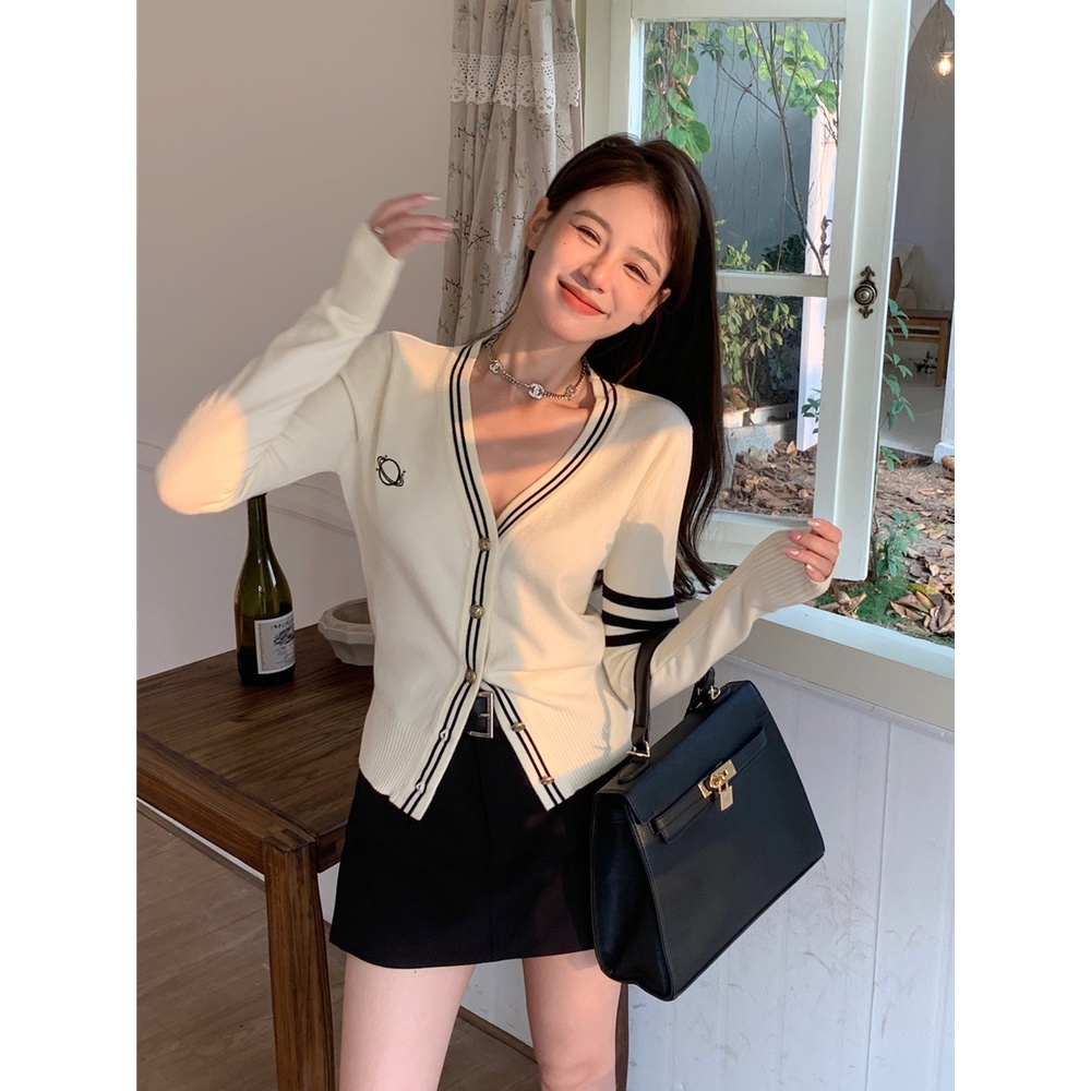【Hàng giao ngay】Áo len cardigan dài tay dáng rộng phong cách Hàn Quốc giá rẻ dành cho nữ