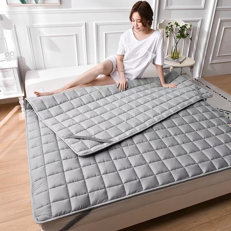 Ảnh Tấm Trải Đệm Topper Nệm Trải Giường Trải Sàn Siêu Mỏng Cho Cả 4 Mùa Bo Décor Đa Năng 3