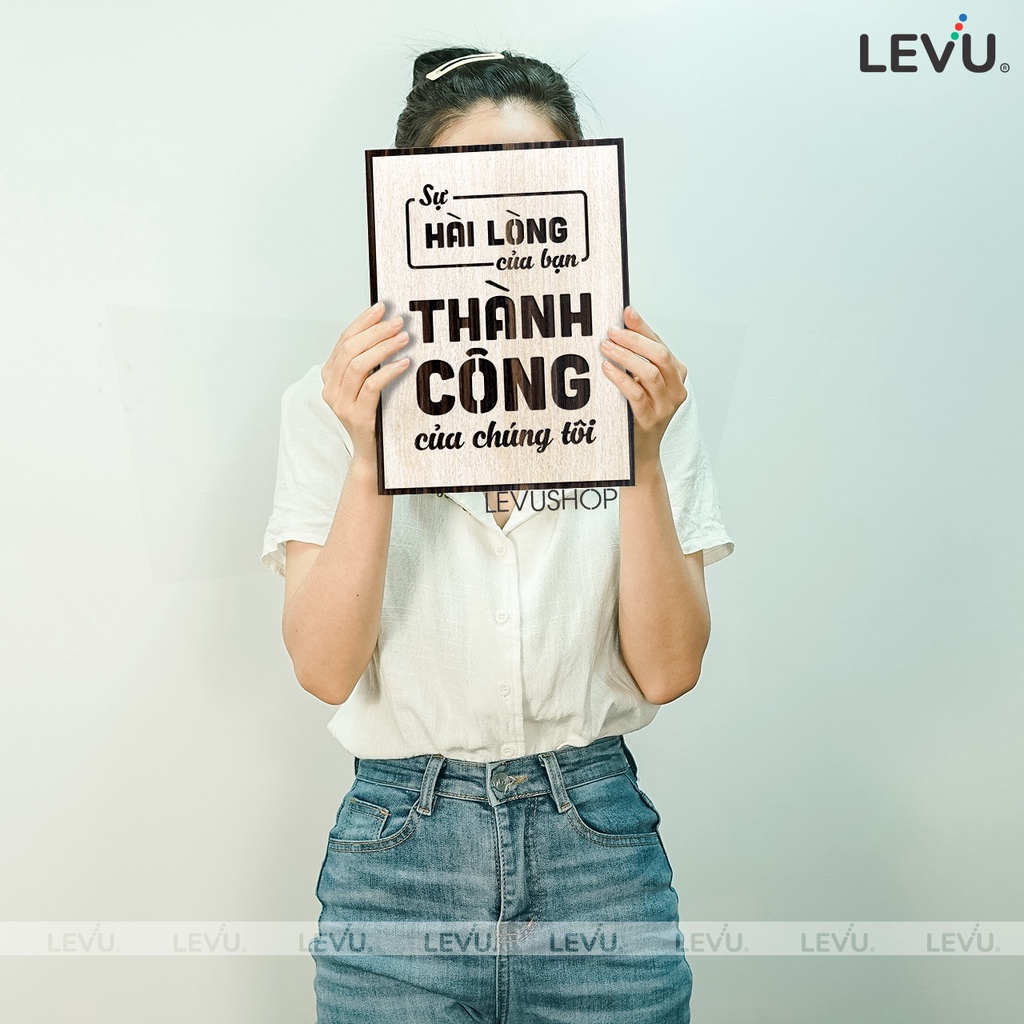 Tranh trang trí LEVU085: Sự hài lòng của bạn là thành công của chúng tôi