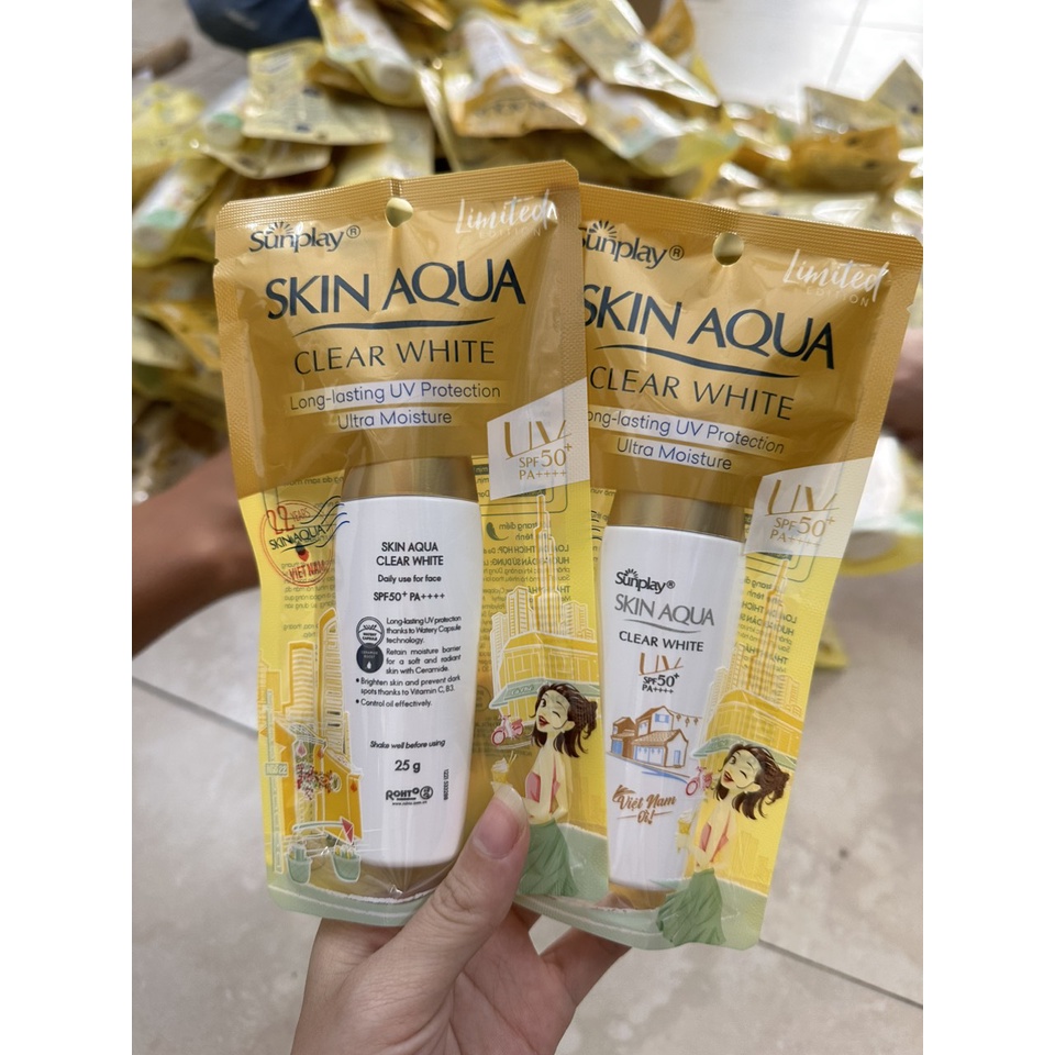 Sữa Chống Nắng Dưỡng Da Trắng Mịn Sunplay Skin Aqua Clear White SPF50+/PA++++