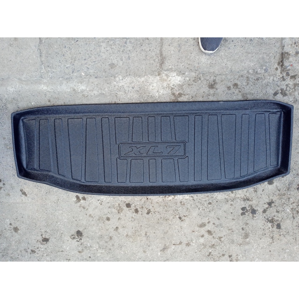 Lót cốp nhựa xe Suzuki XL7 2019- 2024, Chất liệu nhựa dẻo không mùi, vệ sinh dễ dàng