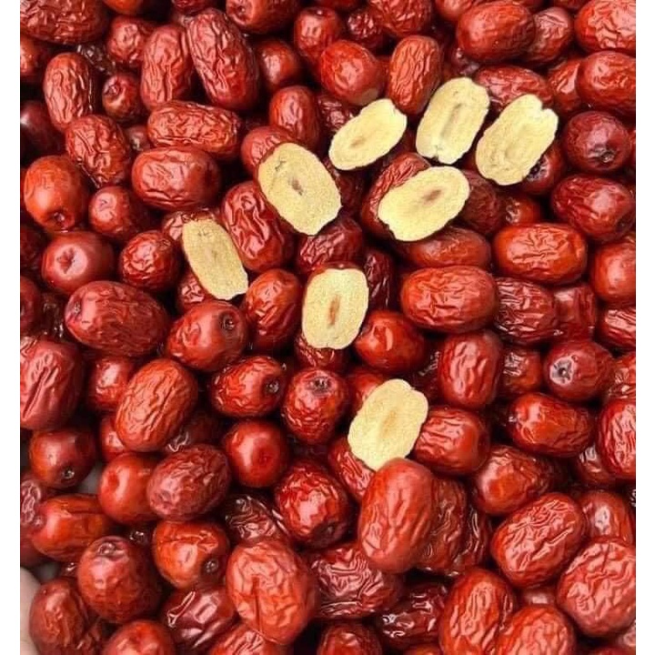 Táo Đỏ Tân Cương 500gr-1kg size nhỏ. ( Có tặng kèm quà)