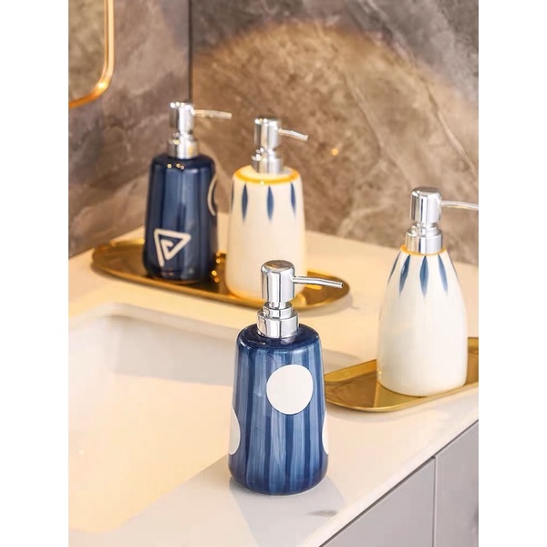 (Có sẵn ) Bình | chai | lọ sứ 440 ml đựng dầu gội , nước rửa tay , sữa tắm hoạ tiết độc lạ đẹp mắt | BigBuy360 - bigbuy360.vn