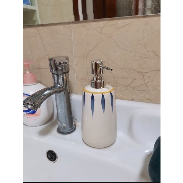 (Có sẵn ) Bình | chai | lọ sứ 440 ml đựng dầu gội , nước rửa tay , sữa tắm hoạ tiết độc lạ đẹp mắt | BigBuy360 - bigbuy360.vn