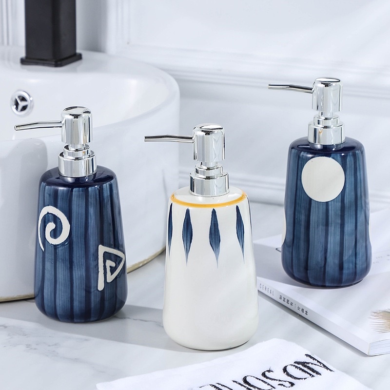 (Có sẵn ) Bình | chai | lọ sứ 440 ml đựng dầu gội , nước rửa tay , sữa tắm hoạ tiết độc lạ đẹp mắt | BigBuy360 - bigbuy360.vn