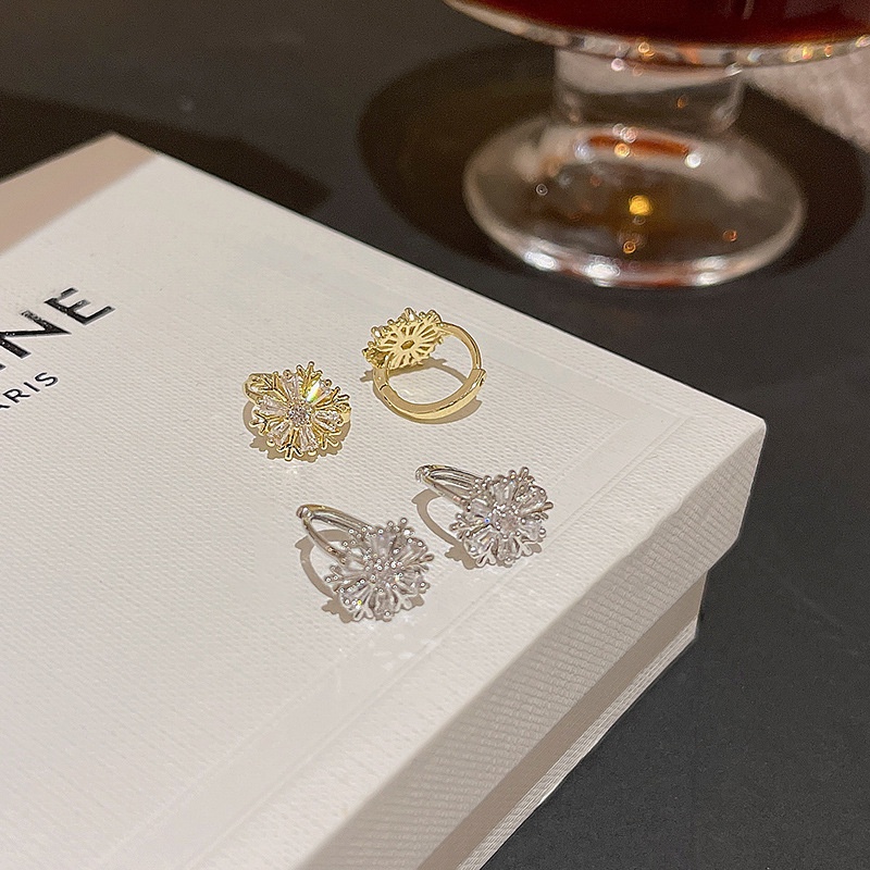 Bông Tai Mạ Bạc 925 Hình Bông Tuyết Đính Đá Zircon Thời Trang