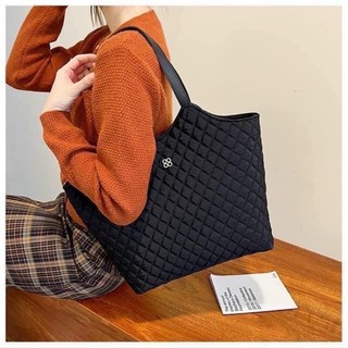 Túi Xách Đeo Vai Trần Trám Size To Hottrend