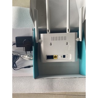 Cục phát wifi từ sim 4G CPE MK-1200 màu trắng có 3 cổng LAN/WAN cao cấp