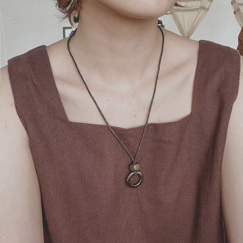 Vòng cổ Uchiha - dây chuyền khoen bạc mix hạt gỗ vuông