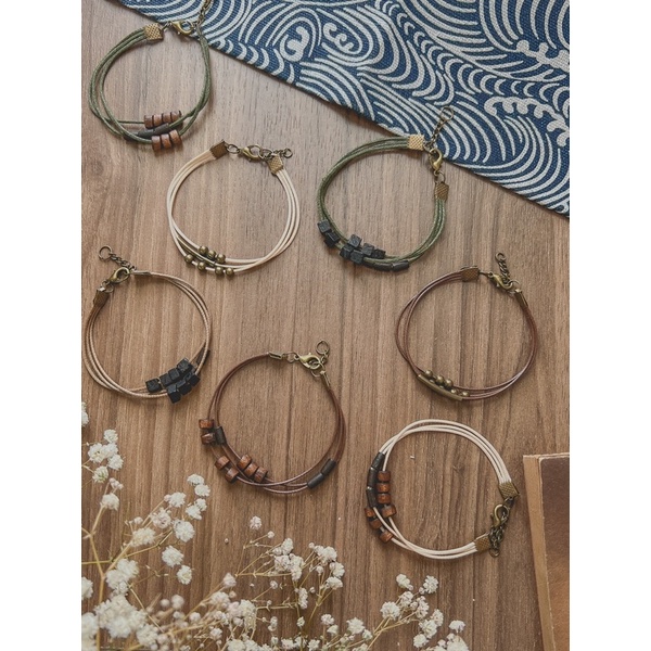 Vòng tay Tuki - Vòng hạt gỗ li ti vintage