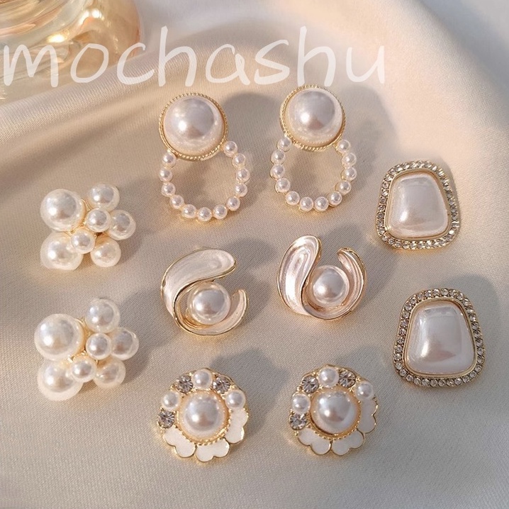 Kẹp tai ngọc trai tròn sang trọng nhẹ phong cách Hàn Quốc kẹp tai hoa đơn giản không xỏ khuyên cần thiết 2025 phụ kiện thời trang mới