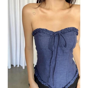CILYS TOP Áo thiết kế chất liệu cotton in nổi