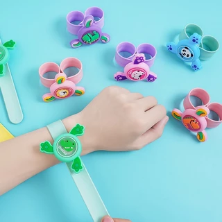 Spinner, Đồng hồ đeo tay 3 cánh xoay có đèn sáng cho bé, Đồng hồ đuổi muỗi cho trẻ em có hình siêu dễ thương