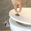 Dụng cụ nhấc nắp bồn cầu chống vi khuẩn Màu Bạc sang trọng tiện dụng 2 kiểu dáng