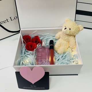 (20*15*7,5cm) Hộp Quà Tặng Người Yêu, Hộp Quà Tặng Valentine, Kèm Son, Nước Hoa, Túi Giấy, Đèn Led, Giấy Rơm, Thiệp