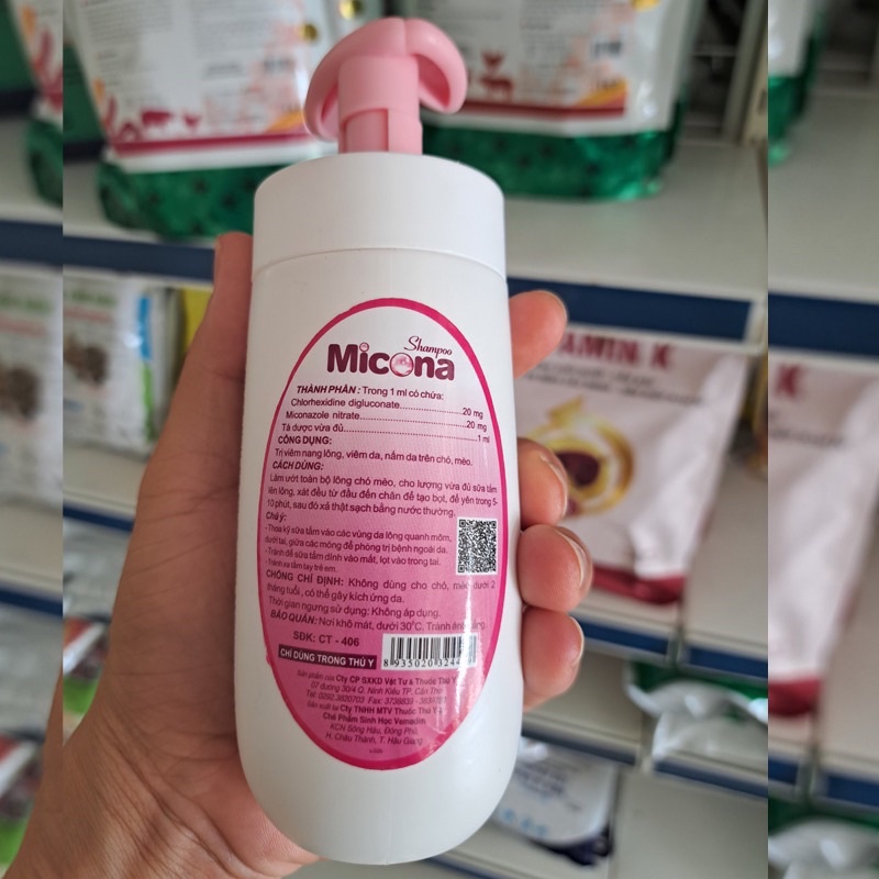 Sữa Tắm Chữa Nấm Da Viêm Da Vảy Gầu Cho Chó Mèo Vemedim Micona Shampoo (Chai 200ml)